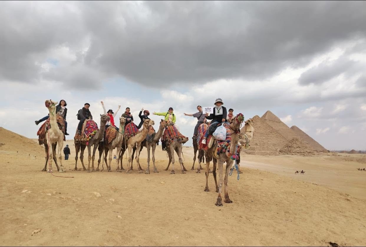 Giza Highlights Tour: Pyramids, Sphinx, Grand Egyptian Museum & Khan El Khalili