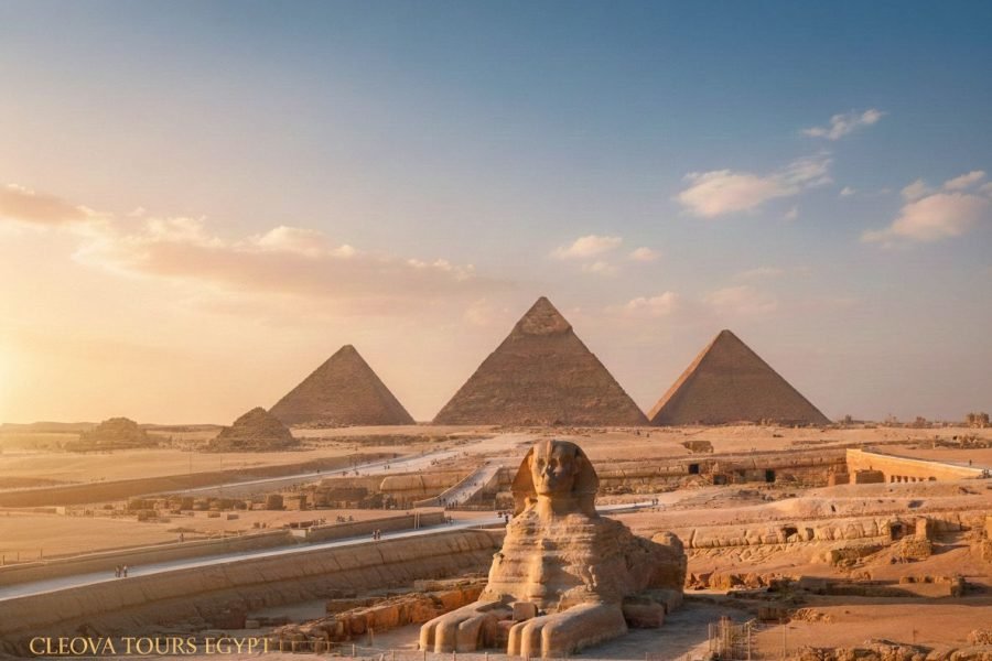 Giza Highlights Tour: Pyramids, Sphinx, Grand Egyptian Museum & Khan El Khalili