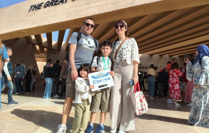 Pyramids, Sphinx & GEM Tour  Discover the Wonders of Ancient Egypt