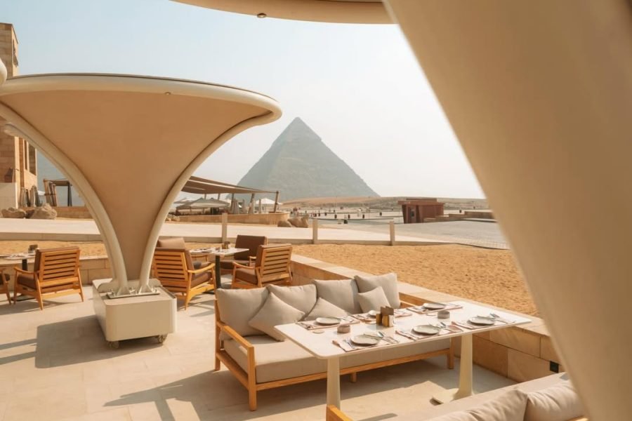 Breakfast or Dinner at the Pyramids | A Unique Dining Experience in Cairo