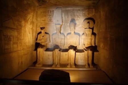 The Sun Aligns with the Face of King Ramses II at Abu Simbel: A Remarkable Ancient Egyptian Phenomenon