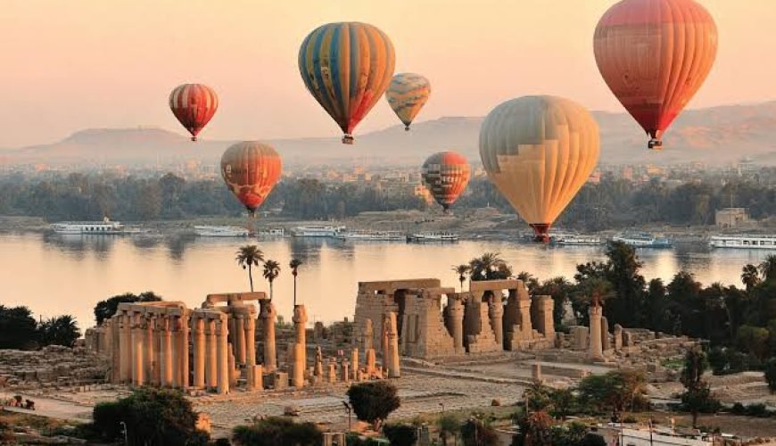 Hot Air Balloon Experience in Luxor, Egypt: Discover Ancient Thebes from the Sky